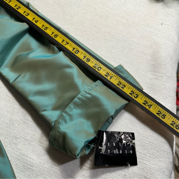 NWT Finity Studio Iridescent Green Silk Coat Size 8 - Picture 12 of 14